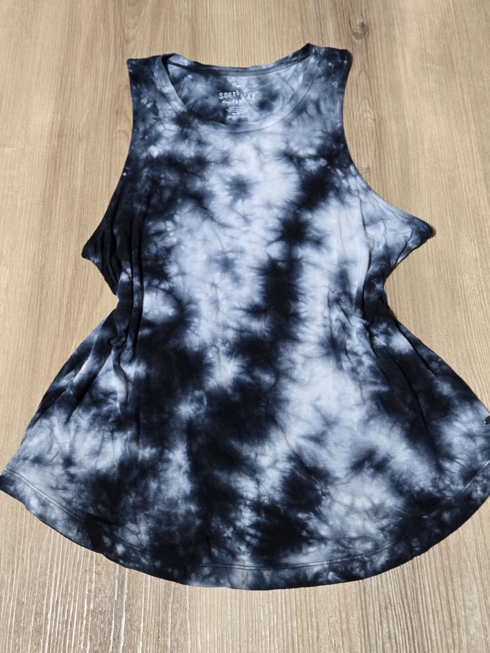 American Eagle Outfitters Black & White Tie-Dye Tank Top